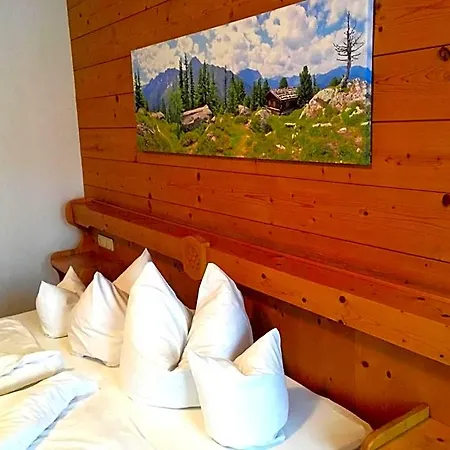 Landgasthof Kirchmayer Szálloda Farchant