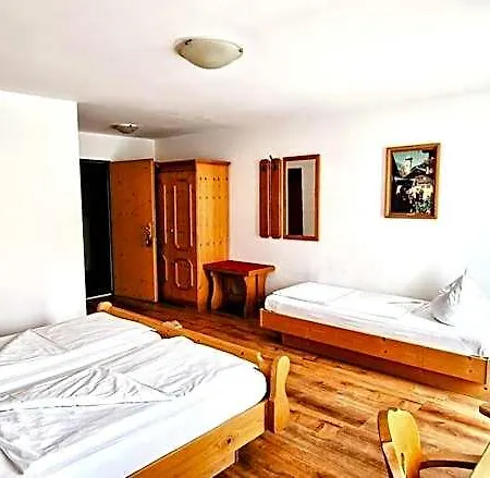 Landgasthof Kirchmayer 2* Farchant